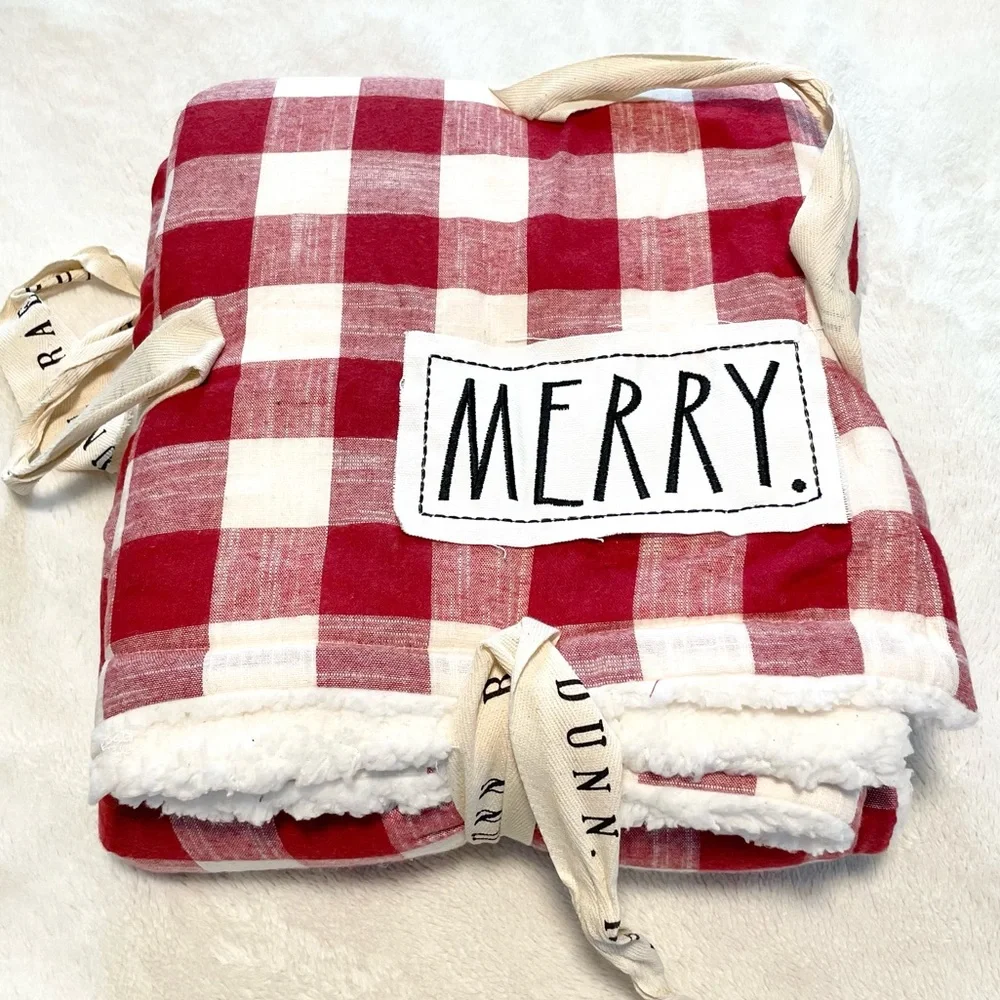 NWT Rae Dunn MERRY Buffalo Check Sherpa Blanket Throw